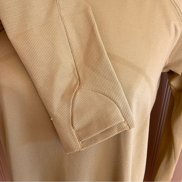 Lululemon Swiftly Tech Long Sleeve Shirt 2.0 Women’s Size 10-12 - Picture 2 of 8